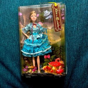 2007 Barbie Silver Label Alice in Wonderland